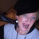 Betsy Hanafi - @gitchyitchyaya - Twitter