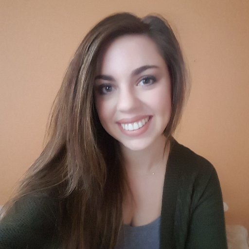 pagingpagegear's profile picture. I'm not sure what I've done to you, but I'll take a pinot grigio.🤩