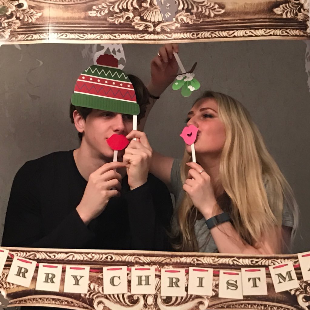 younghungry123's profile picture. 