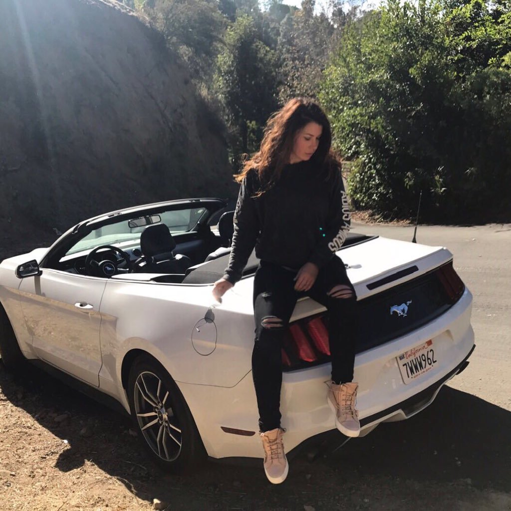 itssophiefisher's profile picture. Automotive Master Trainer & Presenter. Volunteer & Exec. Committee (Fod) Former Model & Racing Driver. Rookie birder 🐦
