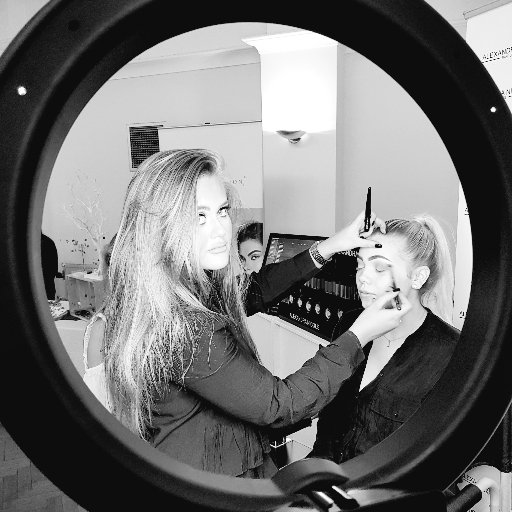 Alexandra Nicole Beauty is a Proffesional Make up studio offering products,treatments and services such as HD Brows and full HD make up stockist,LVL lash lift.