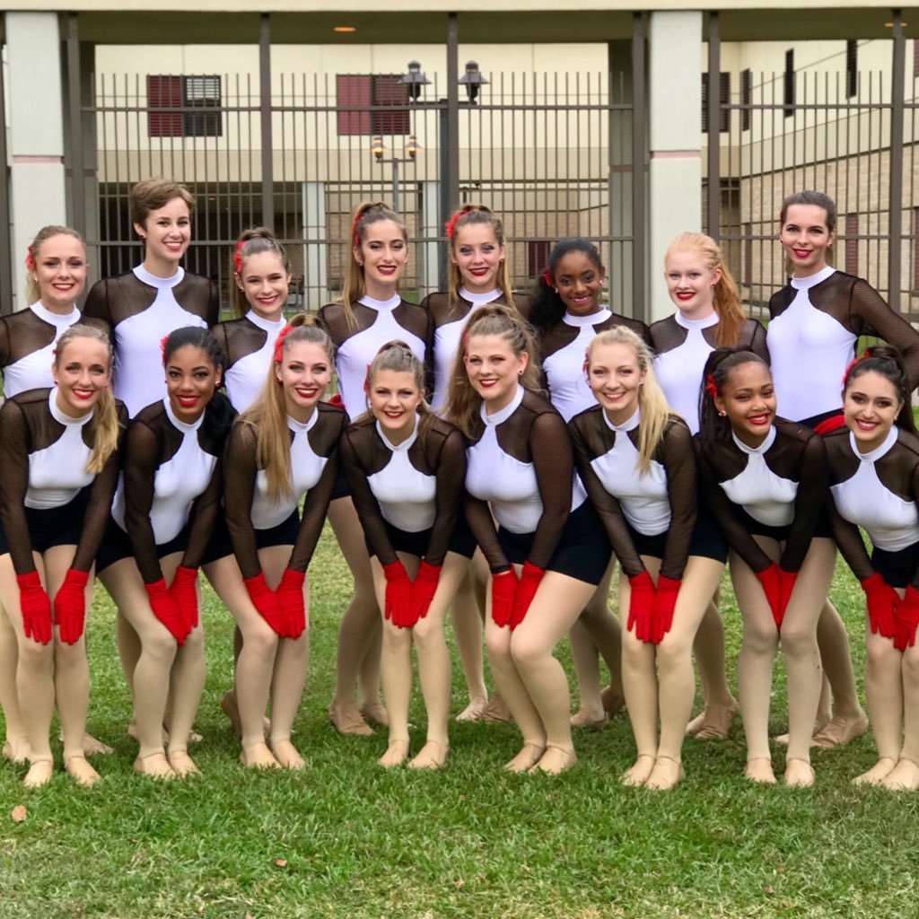 chs_kittens's profile picture. 2017 Pom National Champions | 2nd place in Jazz & Hip Hop 🏆