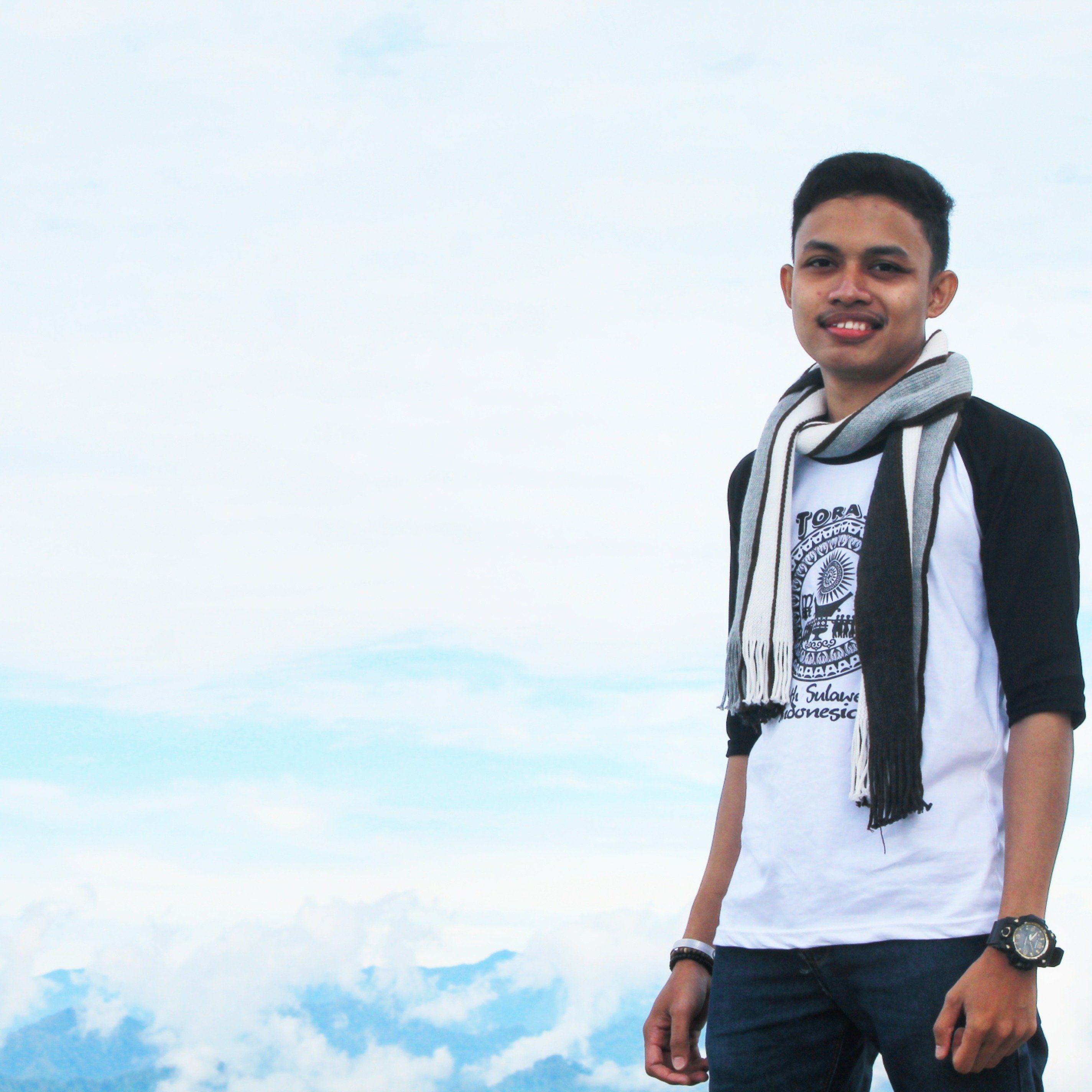 IG: @yudiali_
LINE(ID) : @yudialipranata
Sidenreng Rappang - Makassar - Indonesia