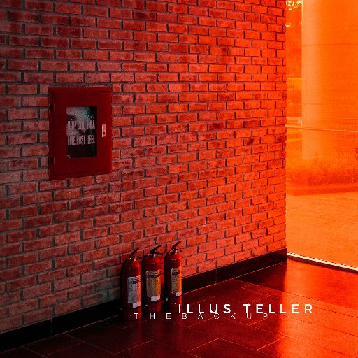 Four headed post-rock/post-metal band from Montpellier, France. New album now available !!