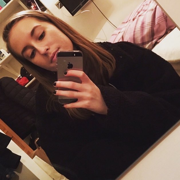 Emma_Bell98's profile picture. 21 | sociology student