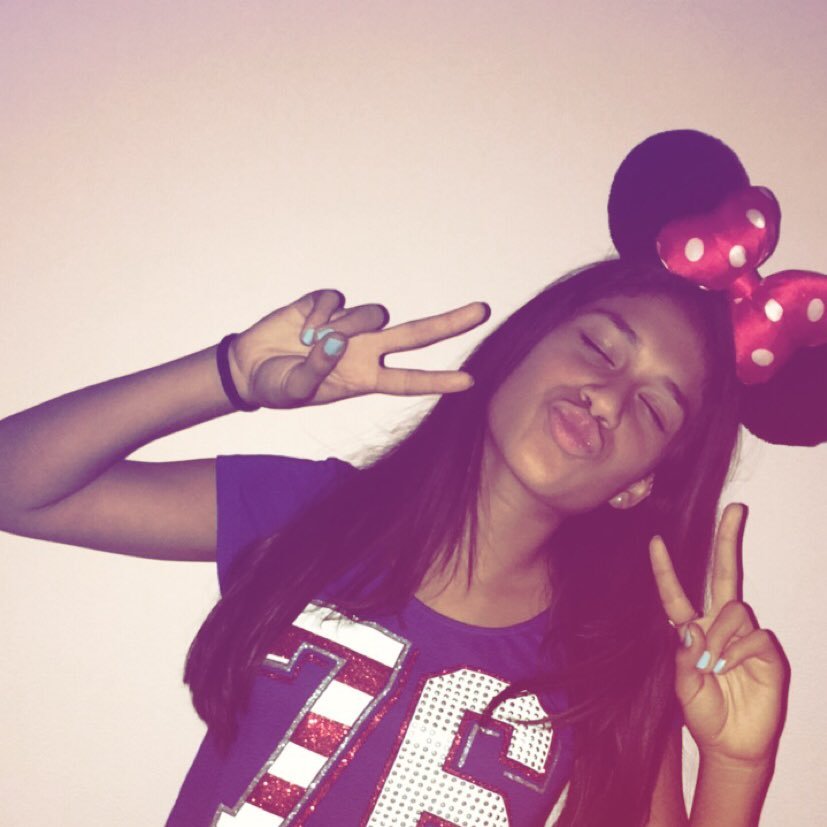 itzz_rachel_lit's profile picture. instagram•Rachelcurbelo || snapchat•Rachelcurbelo21