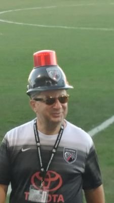 LammDennis's profile picture. 