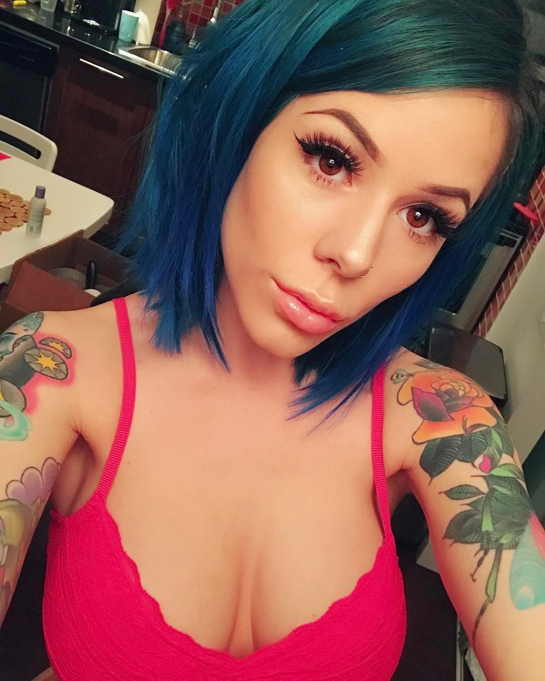 playhardg's profile picture. Cosplayer/Travel lover. Click at https://t.co/gDFPWiuEEL