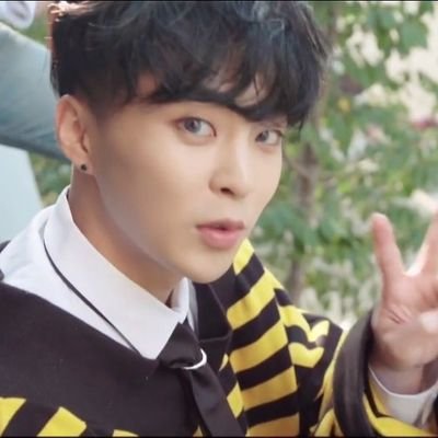 xiuminwan's profile picture. ahhhh sac a foutr