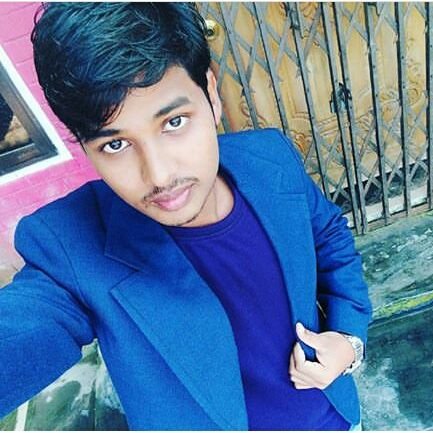 RobiulH31564688's profile picture. অহংকার  কনো সম্পদ নয়,
আত্মসম্মান বোধই
 মানুষের অমূল্য সম্পদ।