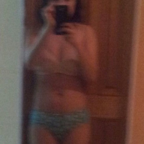 QQQhdl's profile picture. 