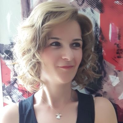 EmelKosaremel's profile picture. Doç. Dr.  MSGSÜ  Türk Dili ve Edebiyatı

#gülşe #cevher #şiirinnabzı #çagdaştürkşiiri