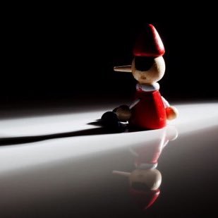 F4INVEST's profile picture. GAUDET PATIENTIA DURIS..