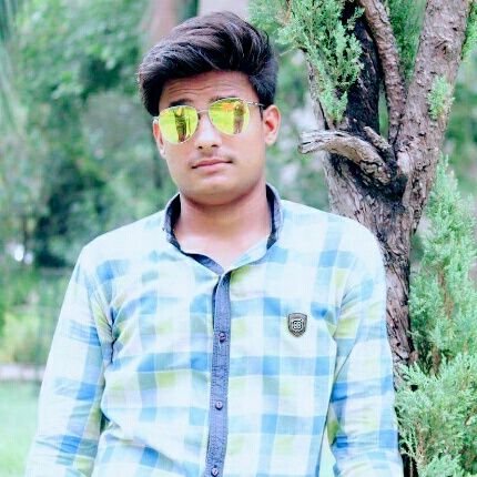 sauravjoshi353's profile picture. my birthday is 14 may 1997 and my favorite super star my mom. and my father and my big brother love you my mom and papa and my bhai 
my brother is engineer