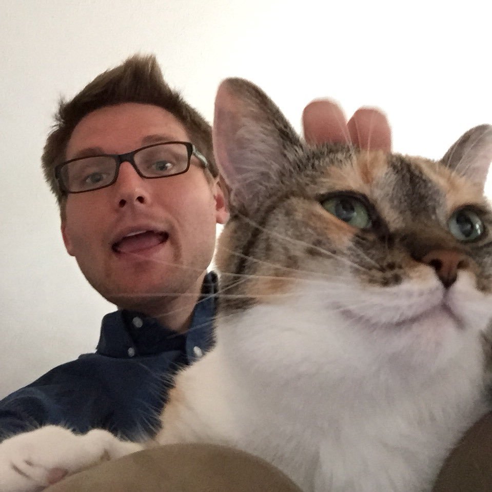 brennenvolbeda's profile picture. The Arsenal • video games • golf • traveling • dad • three cats and golden retriever