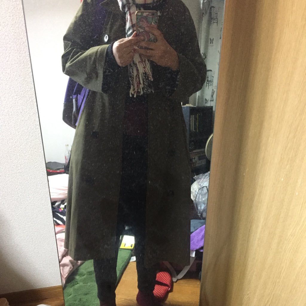 zackisonfire's profile picture. that fragile Capricorn