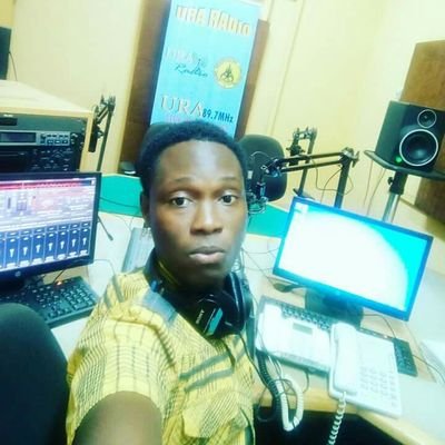 A sports journalist based in Bolgatanga,U/E/R. GH. 
Fmr GPL Side, BolgaAll Stars PRO.
Fmr Writer https://t.co/lVnZ8sMudJ 
Currently with GBC URA Radio Sports. 
Good over Evil.