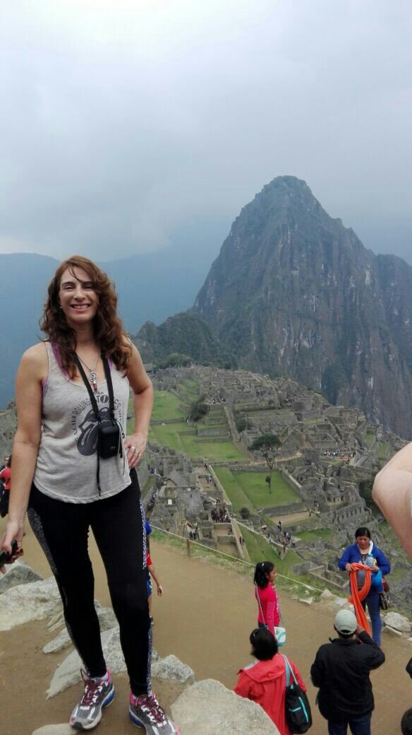 andrean37943054's profile picture. 