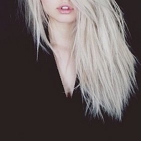 AngeIicActress's profile picture. 〈미인〉—; ❛ Hᴏᴡ ᴡᴏᴜʟᴅ ʏᴏᴜ ʟɪᴋᴇ ᴛᴏ ᴄᴏᴍʙ ᴍʏ sɪʟᴋʏ ʜᴀɪʀ〜? ❜