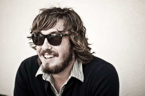 joshwt's profile picture. I work for @switchfoot and @thehowls. I started @cardboardid. I take photos and put them on a website called http://t.co/OaLUhFBVRV