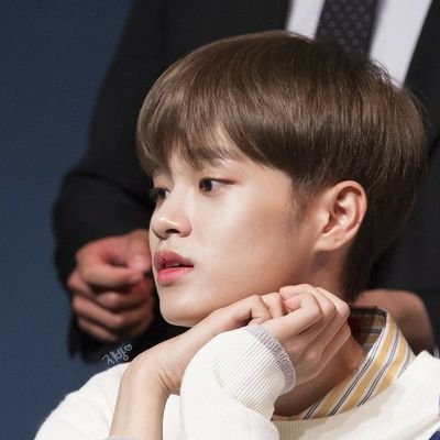 HAPPY BIRTHDAY TO DAEHWI !