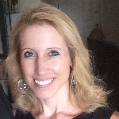 resaroy16's profile picture. Writer, editor, content strategist and author of Love Me Madly with @MoonshineCove