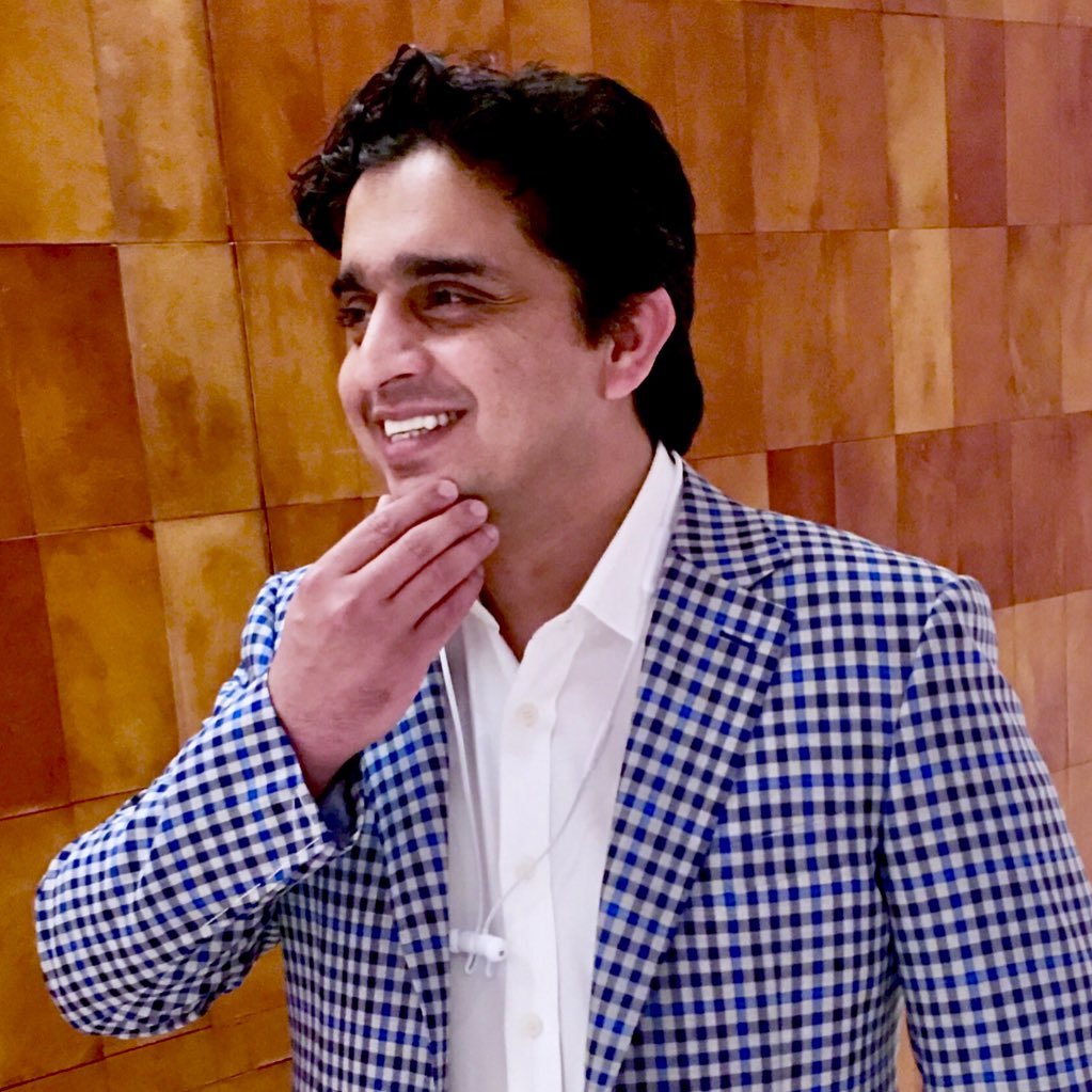 qarham's profile picture. 