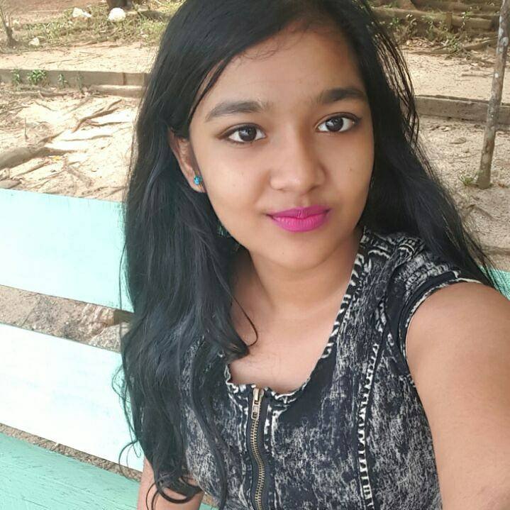 shreya_1561's profile picture. 