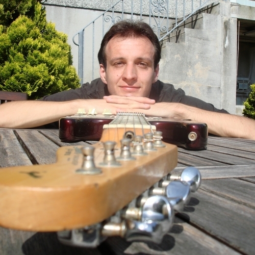 niftified's profile picture. Everyone's becoming better and better at less and less. Eventually somebody's going to be superb...at nothing. Kenneth Williams