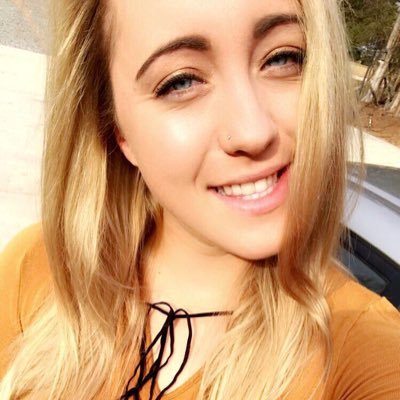 Lost in a world of people who know what they’re doing but am doin alright 🤷🏼♀️💕✌🏻