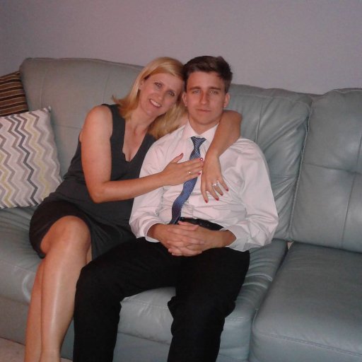 mrs_husi's profile picture. learner, mom, wife, teacher, runner, traveller