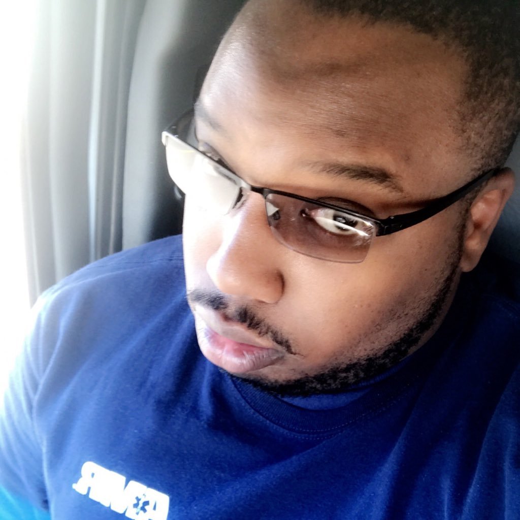 traumajunky87's profile picture. 