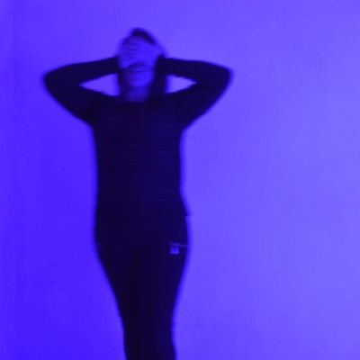 BandsMyWeakness's profile picture. Still the same, but sadder. 🍃  FLUC 💙 Línguas Modernas