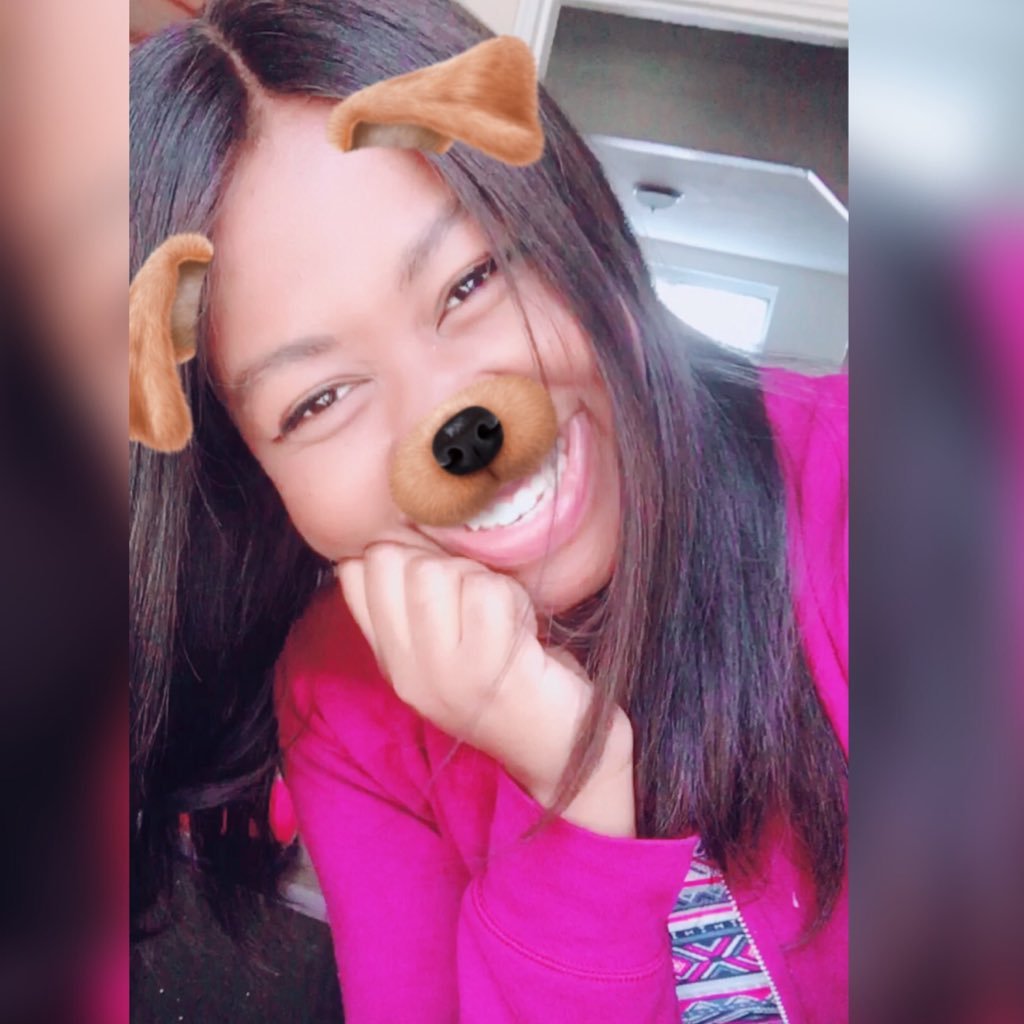 MissElegantTea's profile picture. Child of God|Current @YouTube-er & Storyteller |Writer|Big Dreams Dreamer I All Around Nerd |Consistently Getting Lost In New York-er | I Also Get Lost In Books