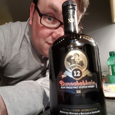 I'm Andra. And this is all about me and my love of single malt whisky. check my blog at https://t.co/wd4Rk4K95y