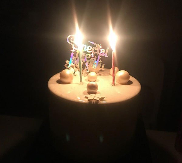 初めまして、こんにちは^^*!!
おもにチケット関係のｱｶｳﾝﾄです。
最後まで誠心誠意対応致しますので、よろしくお願い致します^^*!!
☆☆☆良いご縁がありますように☆☆☆