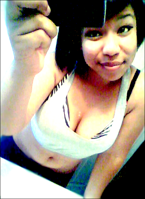 Tysha Thomas | 16 | 5'5 | weird . | outgoing . | $$$ motivated .