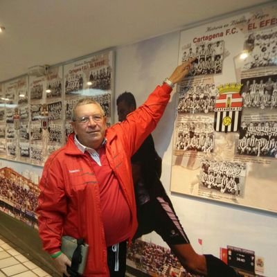 Manuelalg55's profile picture. 