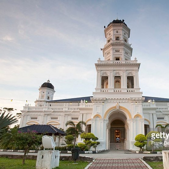 Panduan waktu solat bagi Johor Bahru, Kota Tinggi, Mersing, Kulai. 
Daily prayer time for Johor Bahru, Kota Tinggi, Mersing, Kulai.
Sumber - JAKIM لله تعالى