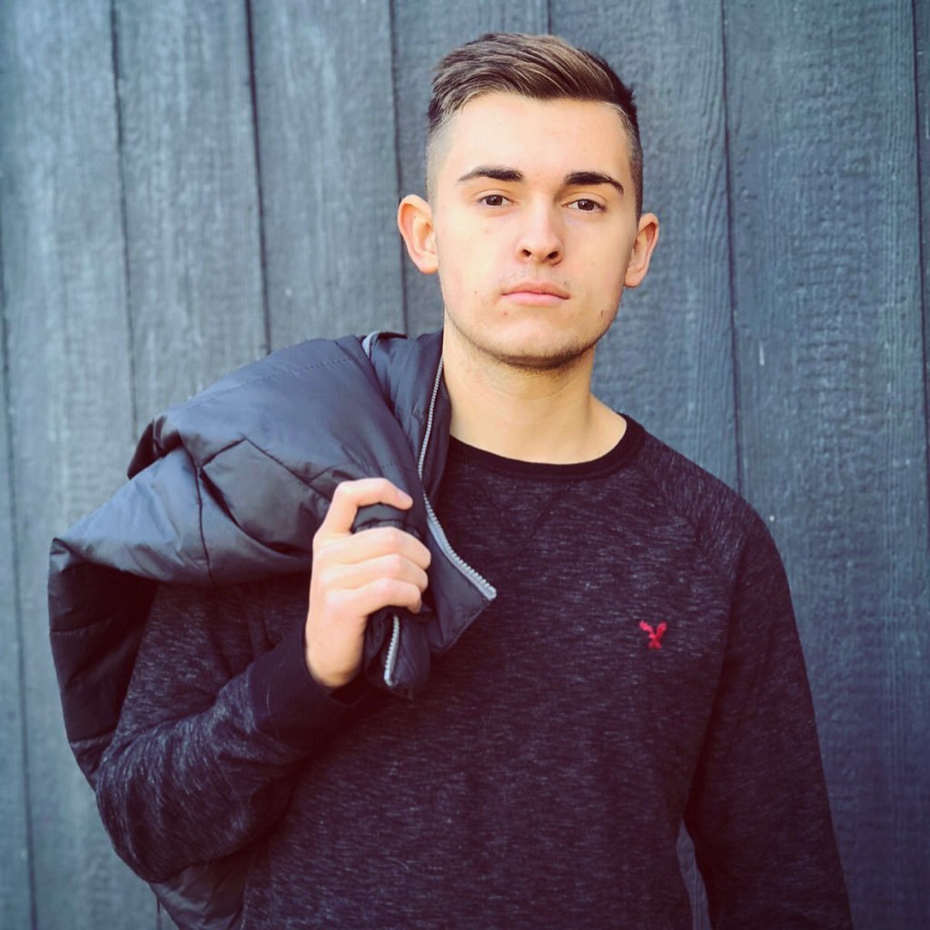 EverettDoeburgg's profile picture. 12-23-13 | Purdue '20 | ΠΚΦ