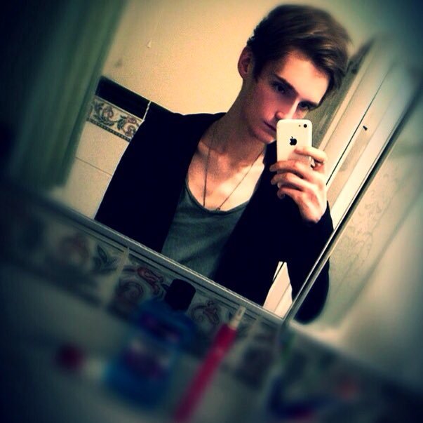 1/2 of @TheProspectOYT (YouTube Musician) 🎶 Instagram- tom_from_theprospect