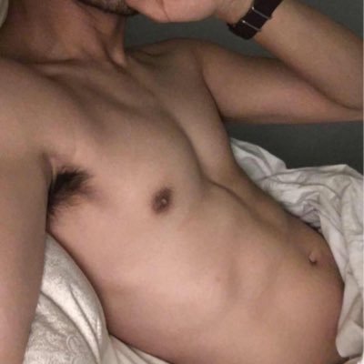 freak btm always looking to throat long dick or get flooded out 💦 Few limits. NYC DM me