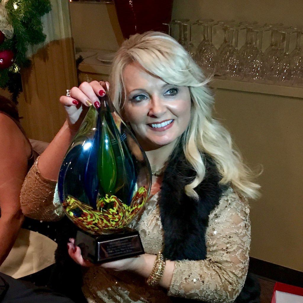 JameysonMichele's profile picture. 