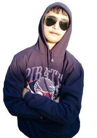 sup People this is Akshay aka Frappe Ash...i'm High School Rapper & a Hip-Hop Music Artist....
Chao
Peace Out!