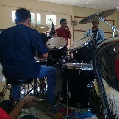 HIDUP ADALAH PERMAINAN