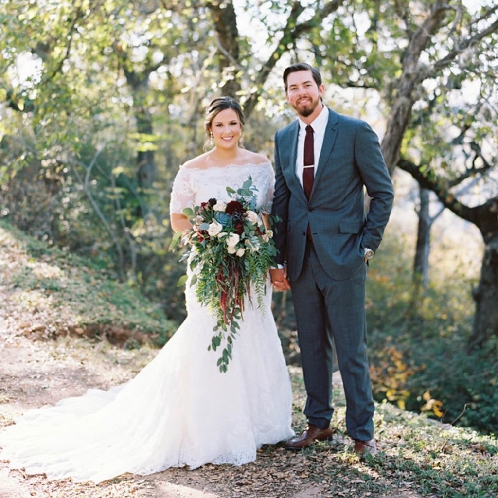 kp_hibbs's profile picture. Baylor University alum | dog lady | coffee lover | wine enthusiast | 💍 @Will_Hibbs