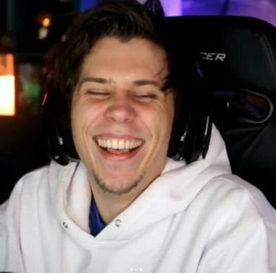 Muy buenas criaturitas del señor.... 💕 11:11 💫 @rubiu5 my virtual hero 😻