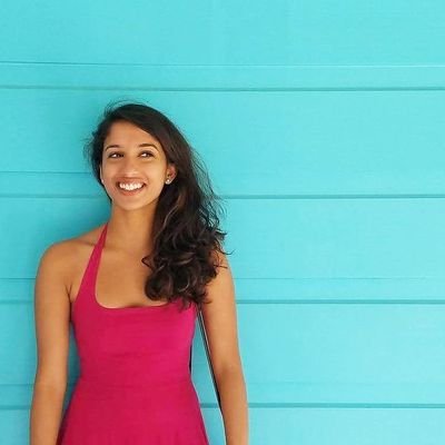 vidushi_b's profile picture. tiramisu, tennis, chinese food. she/her