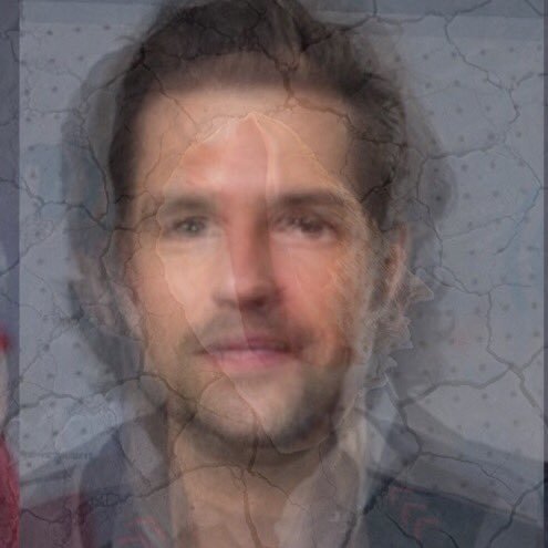um I just love the Killers. personal: @gregiwanonkiw
