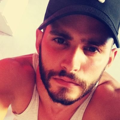 totolinoversace's profile picture. 